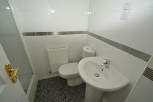 En Suite- click for photo gallery